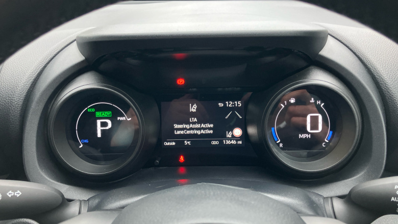 Toyota Yaris Cross 1.5 Hybrid Icon 5dr CVT Hybrid Estate